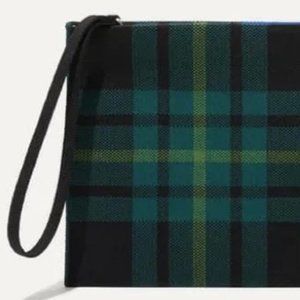 Pine Tree Plaid Rothy's Wristlet- BRAND NEW